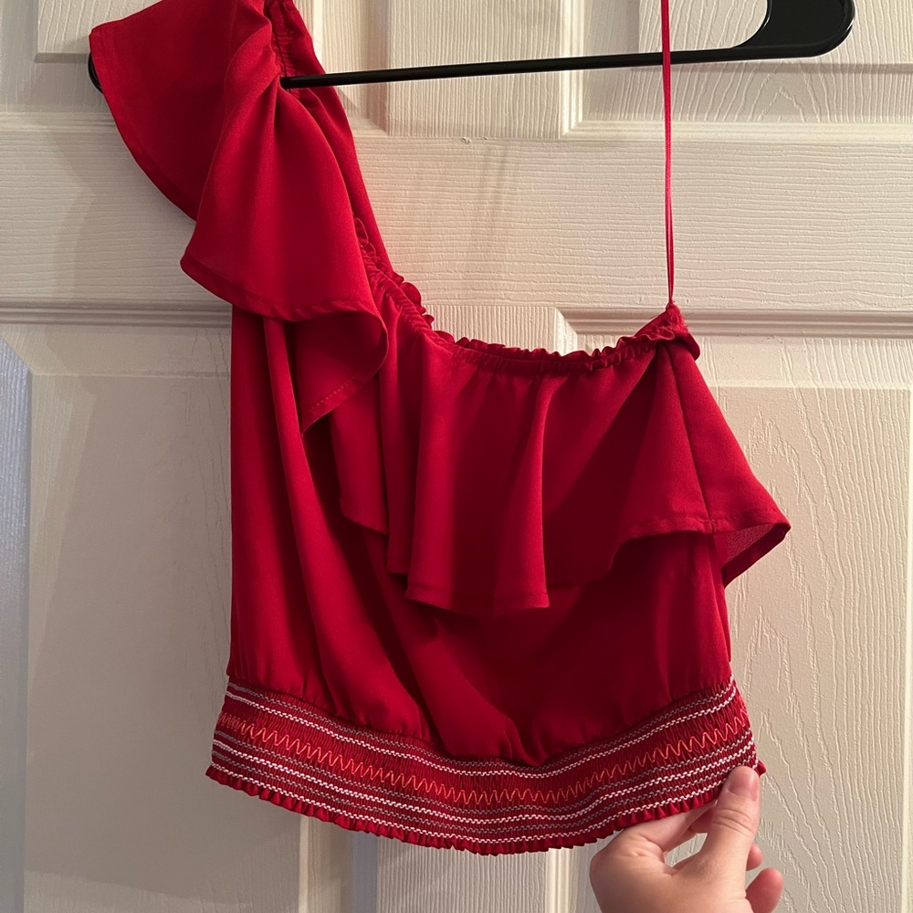 Candies cute red crop top, off the shoulder shirt